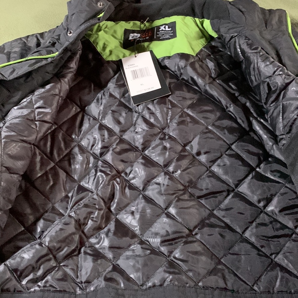 NWT Men’s AKD MKS black and green coat. Size XL. - Picture 6 of 10